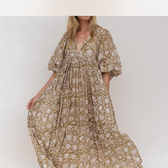Daughters of India Dresses & Skirts - Daughters of India Cream and Brown Floral Maxi Dress